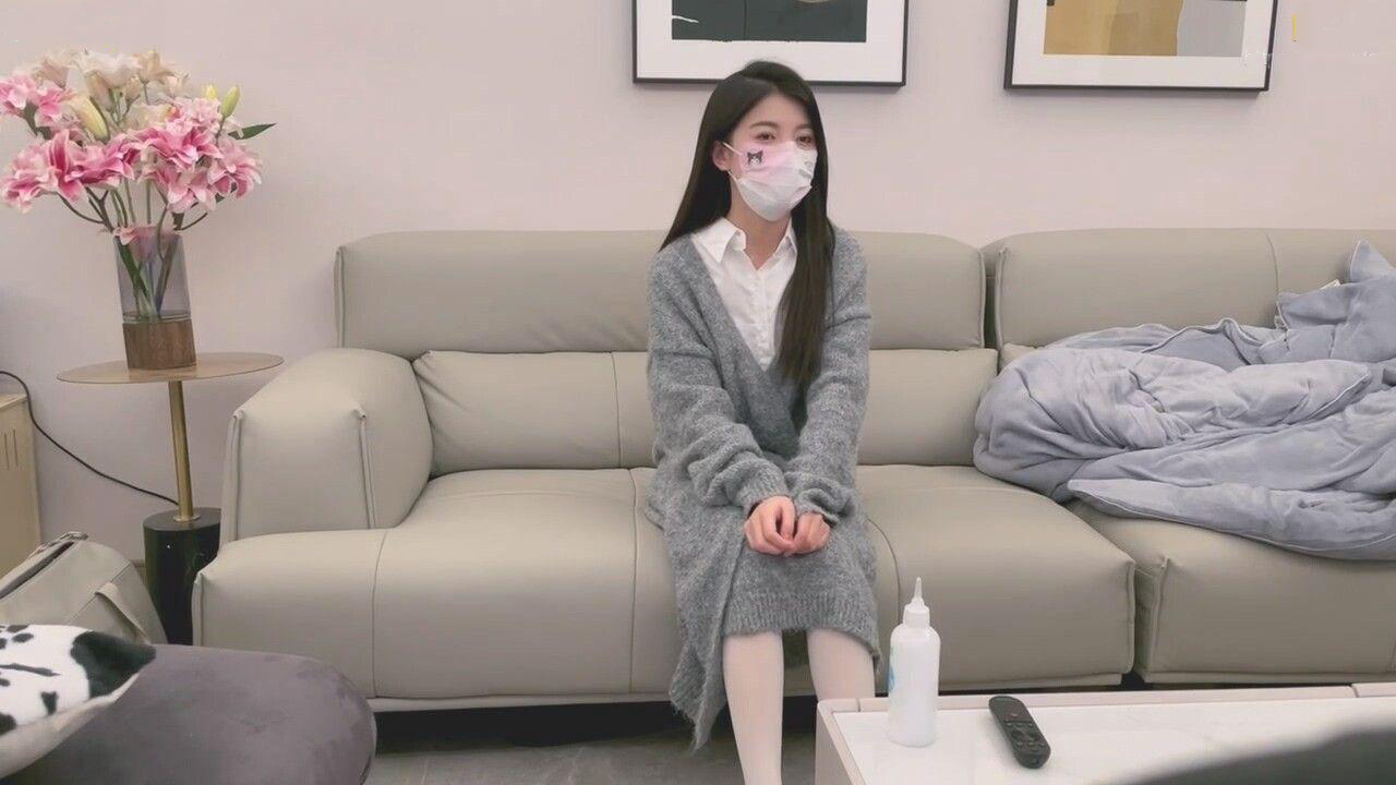 MRTU调教性奴专场逮到正在偷偷自慰的白丝姐姐狠狠后入输出内射小二先生