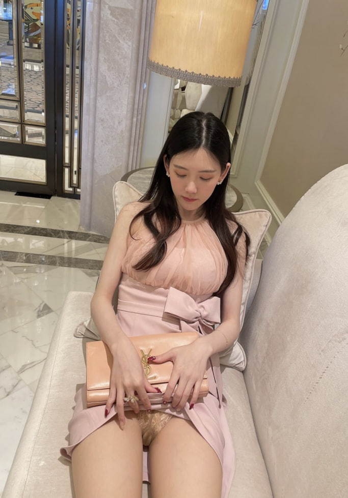 退役空姐顶级性感女神 推特 chloe霏霏 付费顶级视频曝光 被金主爸爸无套内射粉穴！