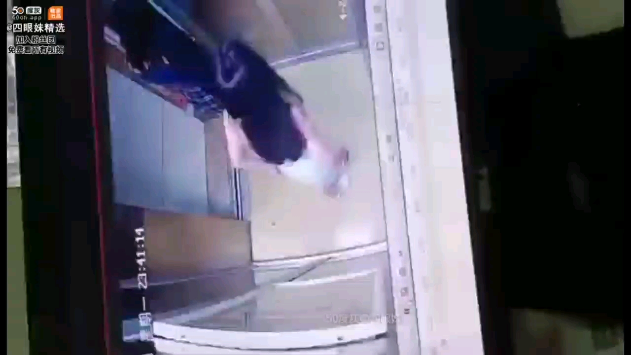 那么好的身材，高颜值，浪费了啊