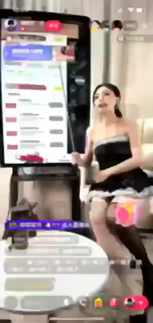 直播带货，这下面塞了个啥