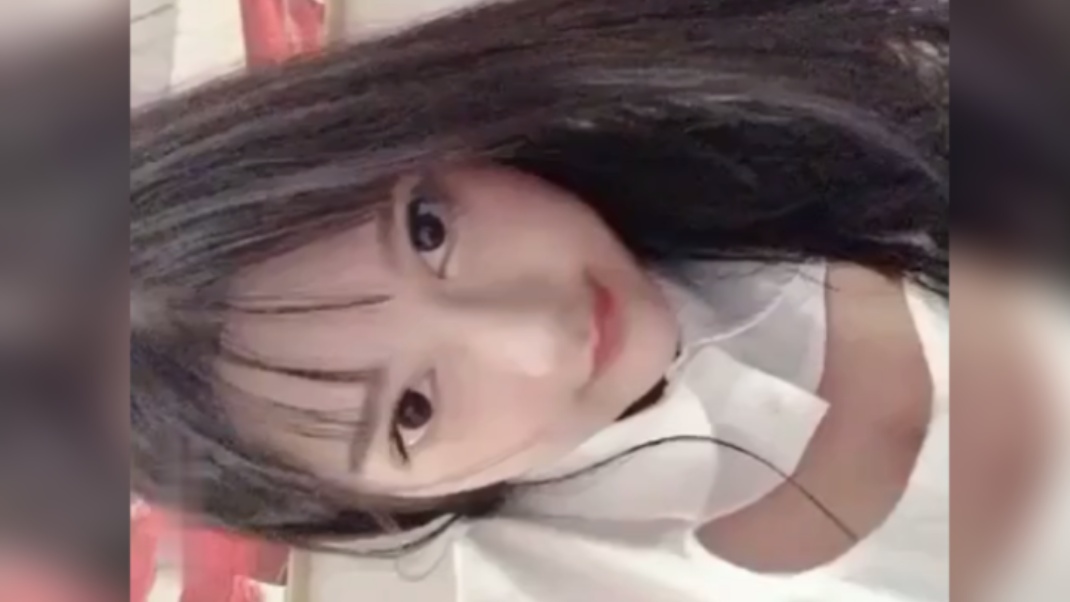 小尤奈的秘密，不看完永远也猜不到，这个女人的胸部有多大呢