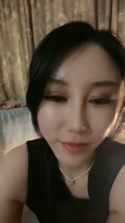 【#小水水】高颜值大长腿御姐 首次啪啪~道具自慰~高潮喷水！-1