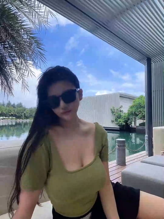 漫展爆红小尤奈私房视频