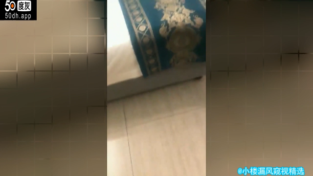 【流出系列】阿姨偷晴阿姨吓的说你要拍给我老公看啊被流出 A片